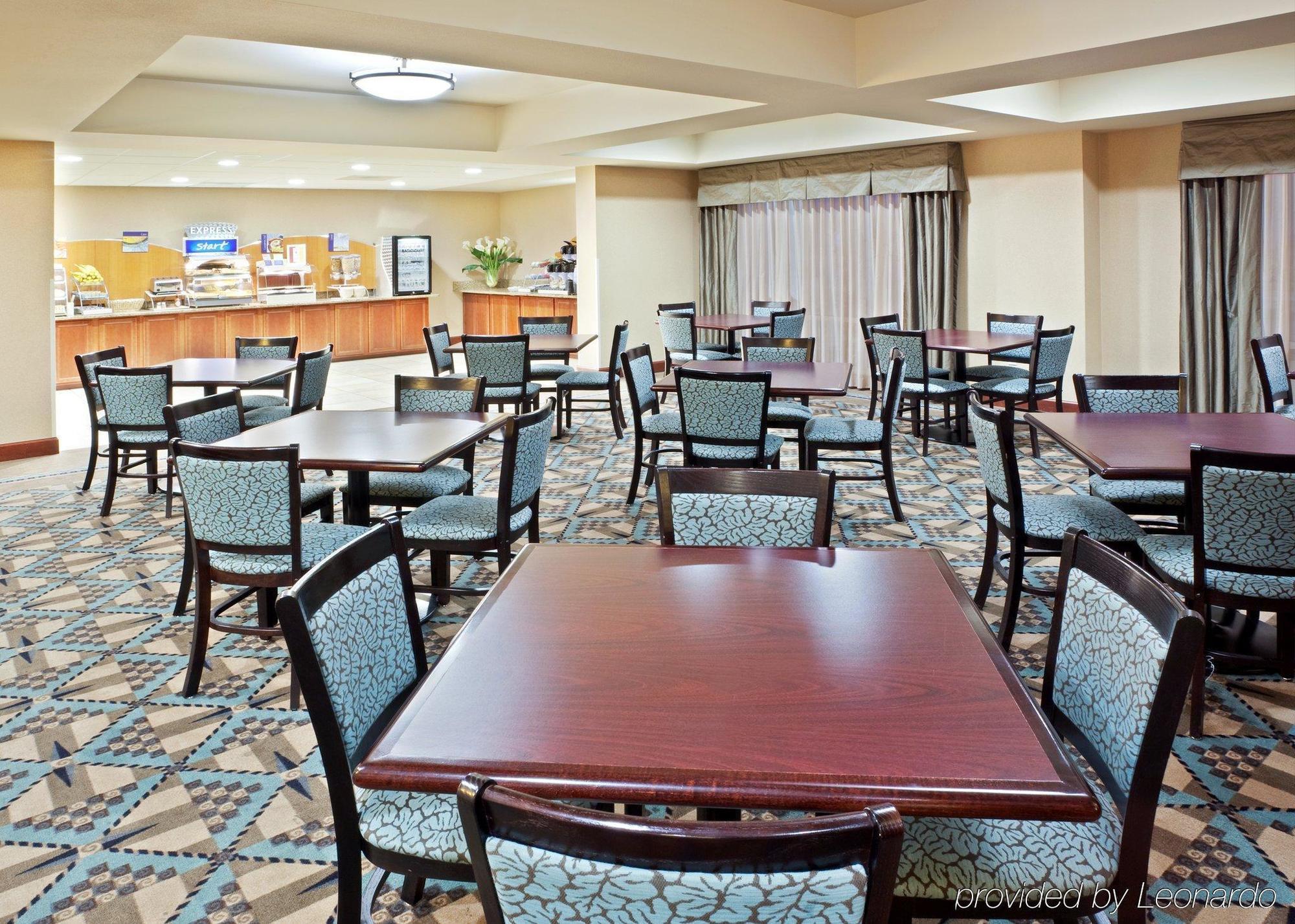 Holiday Inn Express Hotel & Suites Marysville, An Ihg Hotel Restaurante foto